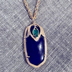 Kendra Scott necklace